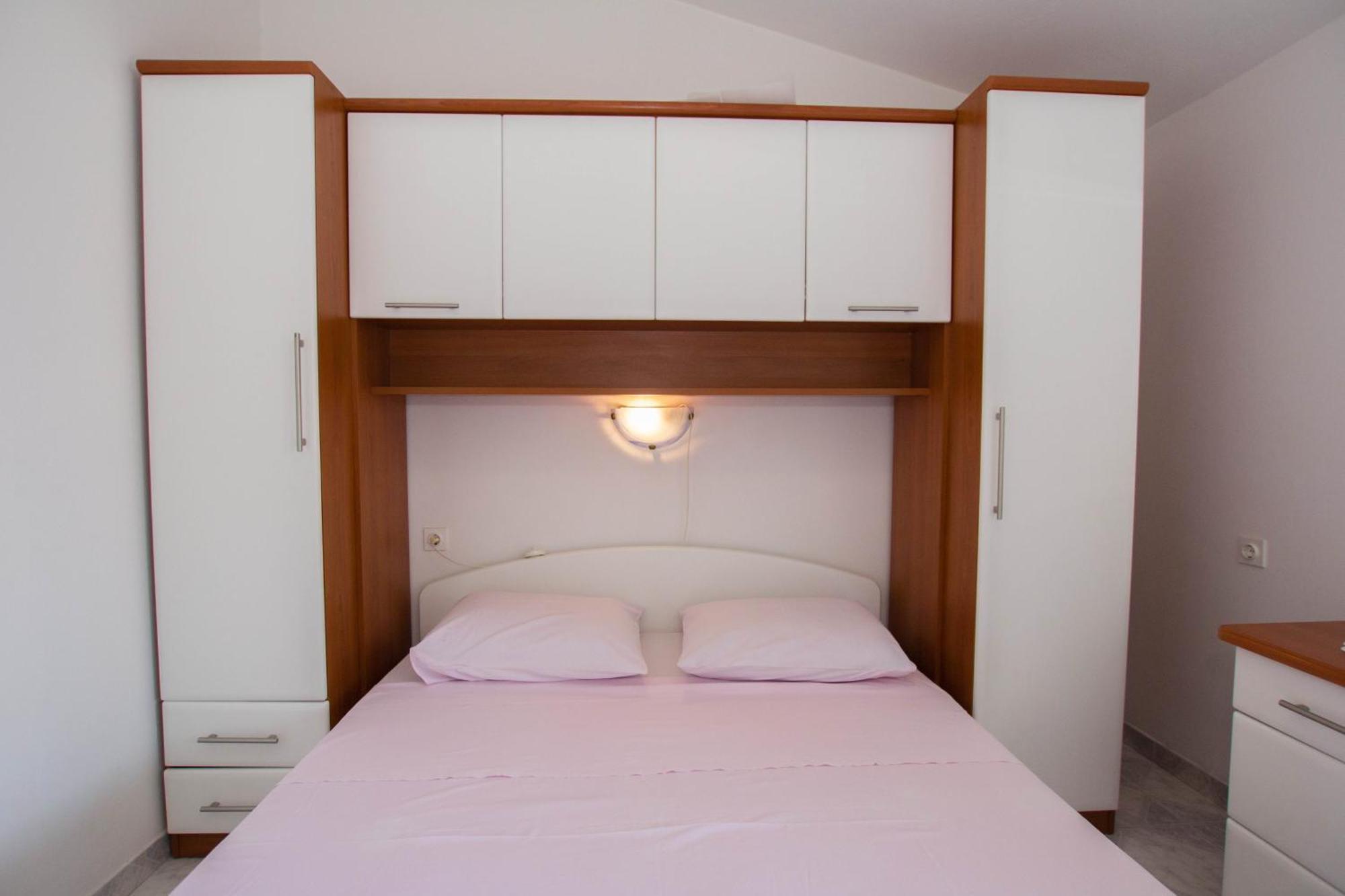 Apartments Bartul Sućuraj Habitación foto
